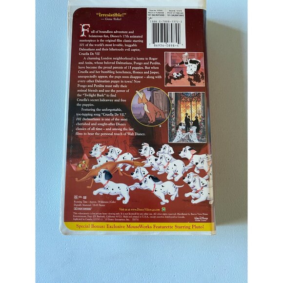 Disney's Masterpiece 101 Dalmatians Animated VHS Movie - Picture 3 of 3